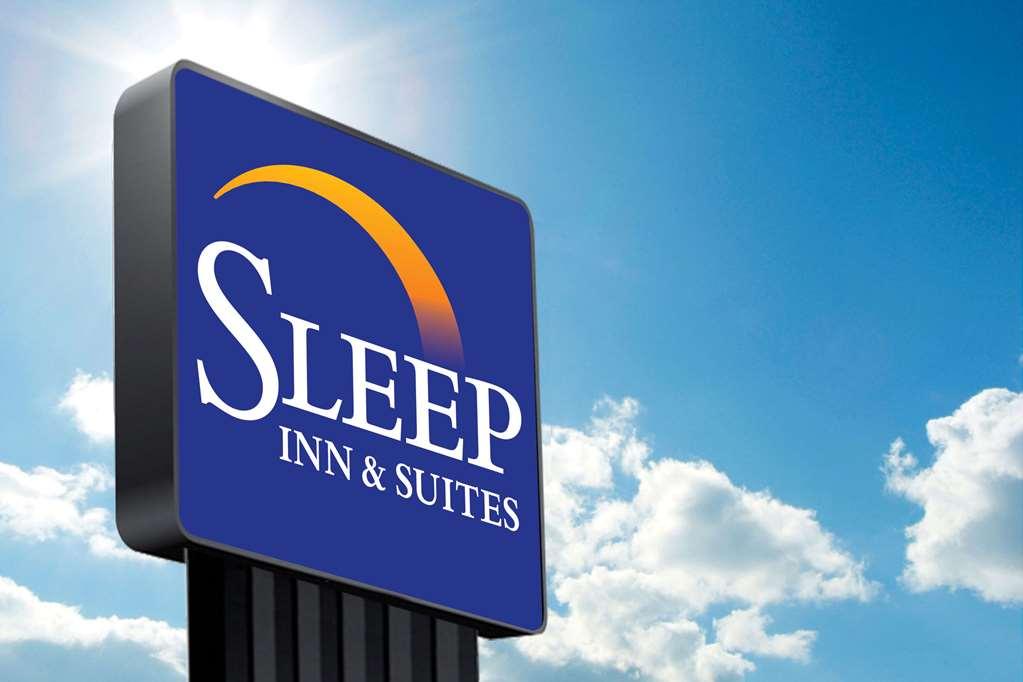 غرينزبورو Sleep Inn & Suites - Coliseum Area المظهر الخارجي الصورة